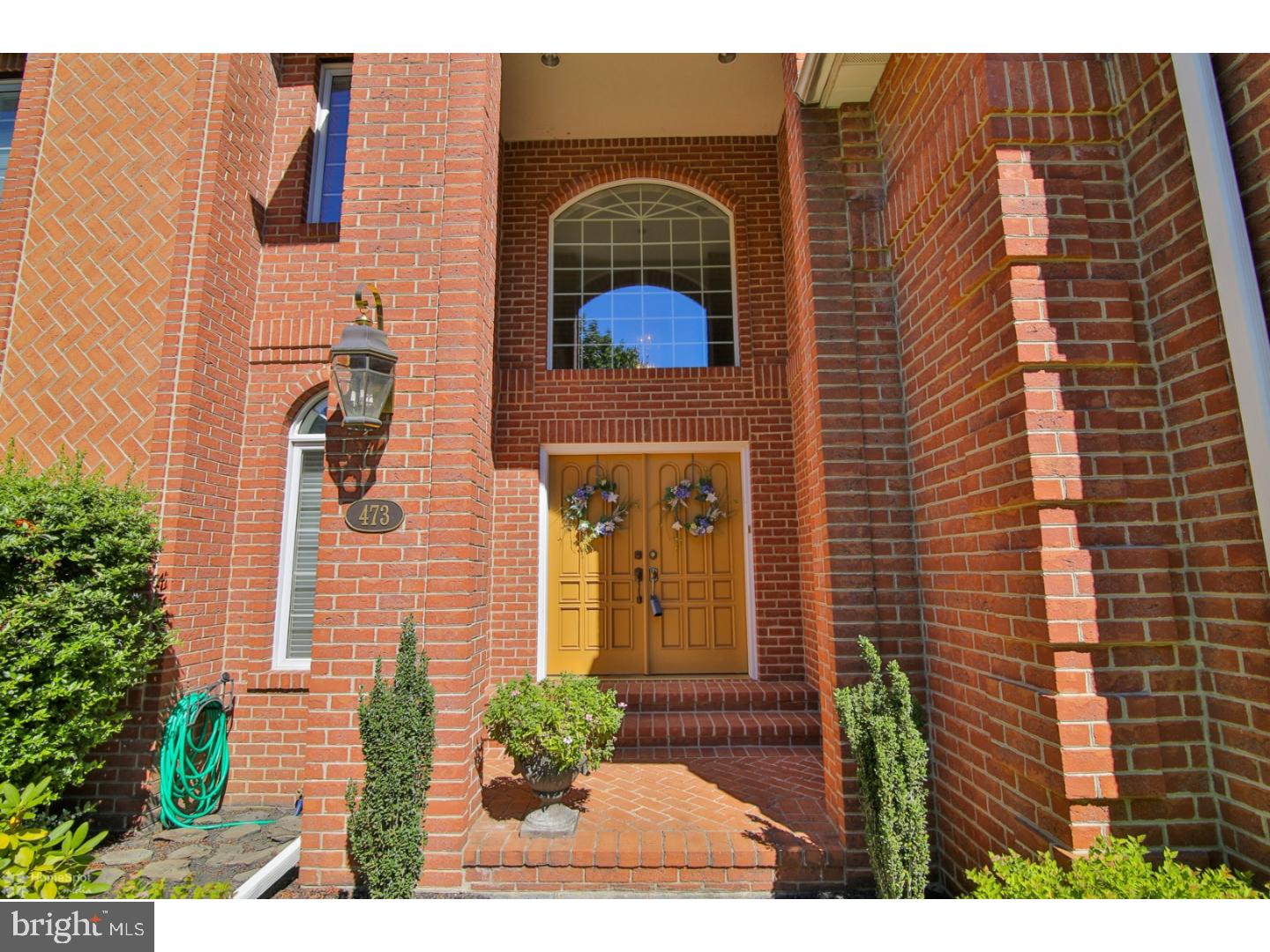 BRIDLE PATH CROSSING - Residential