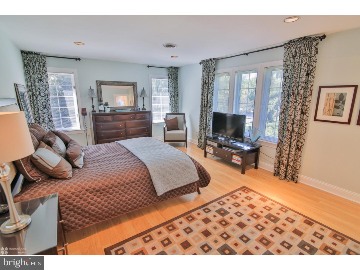 BRIDLE PATH CROSSING - Residential