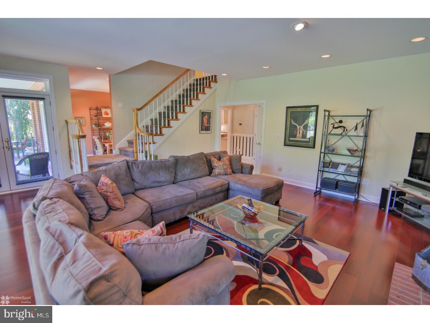 BRIDLE PATH CROSSING - Residential