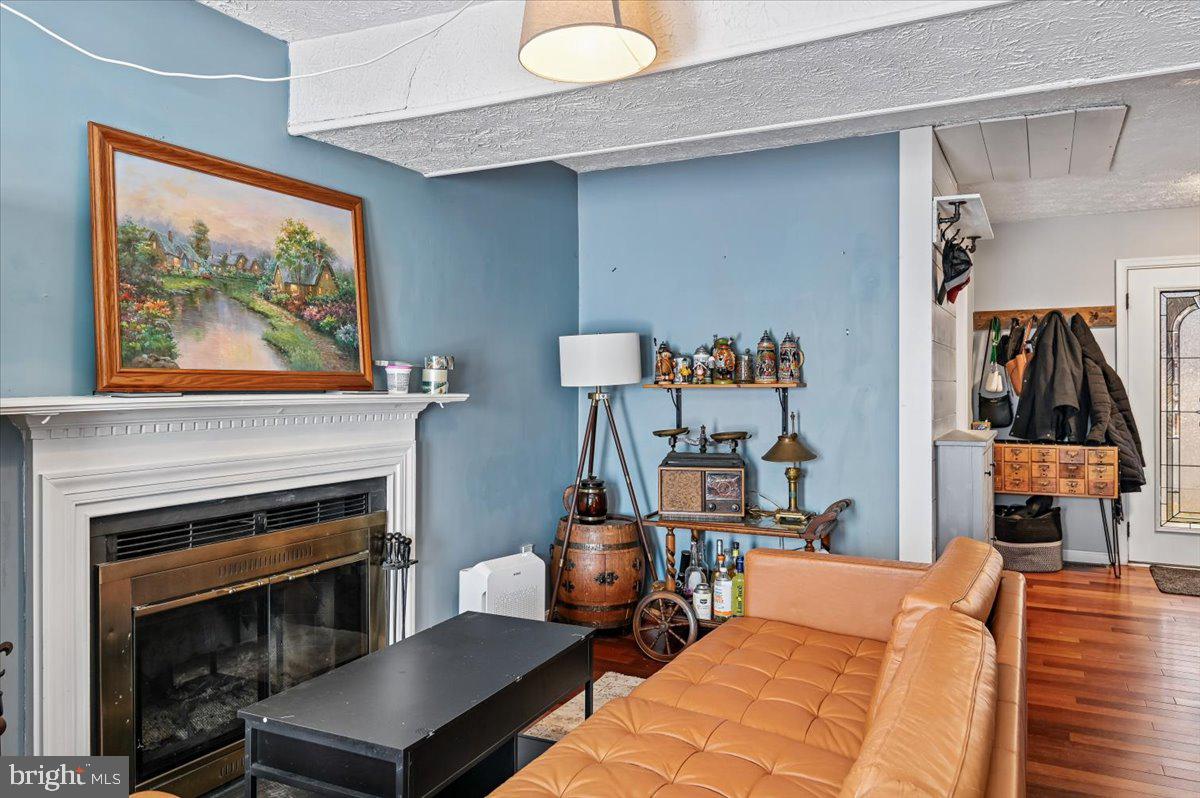 SEVERN VILLAGE - Residential