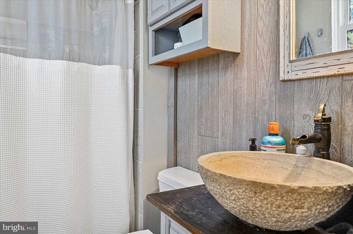 SEVERN VILLAGE - Residential