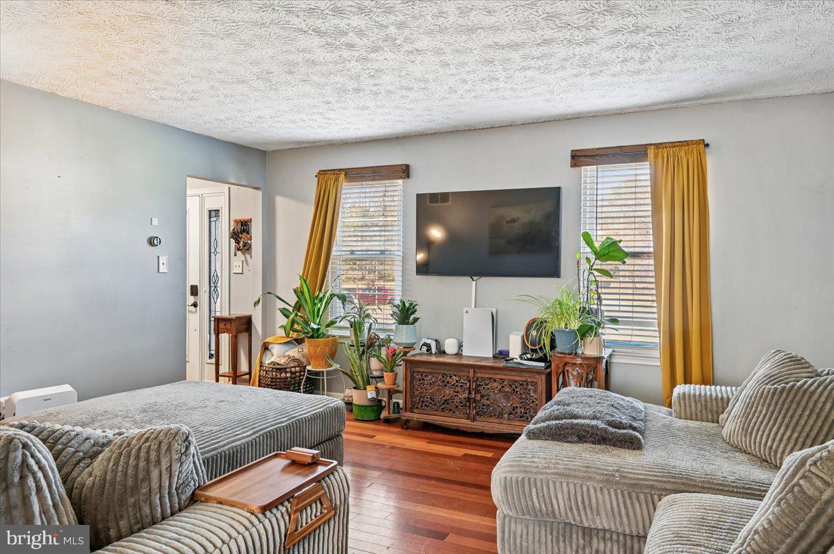 SEVERN VILLAGE - Residential