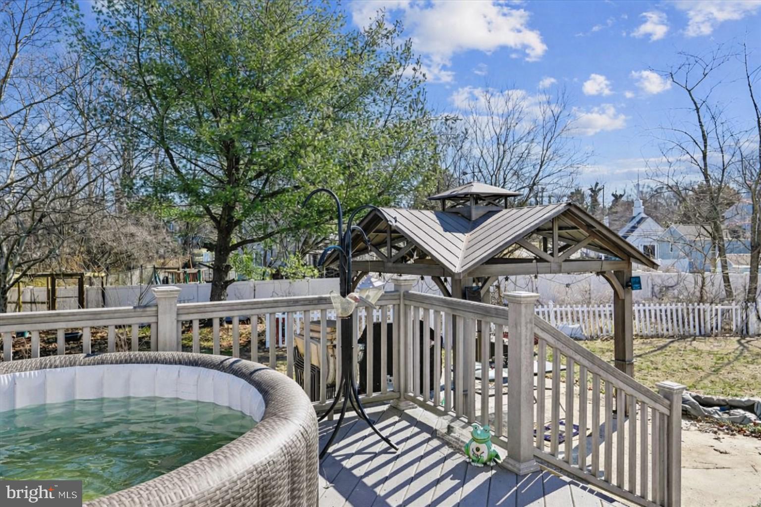 SEVERN VILLAGE - Residential