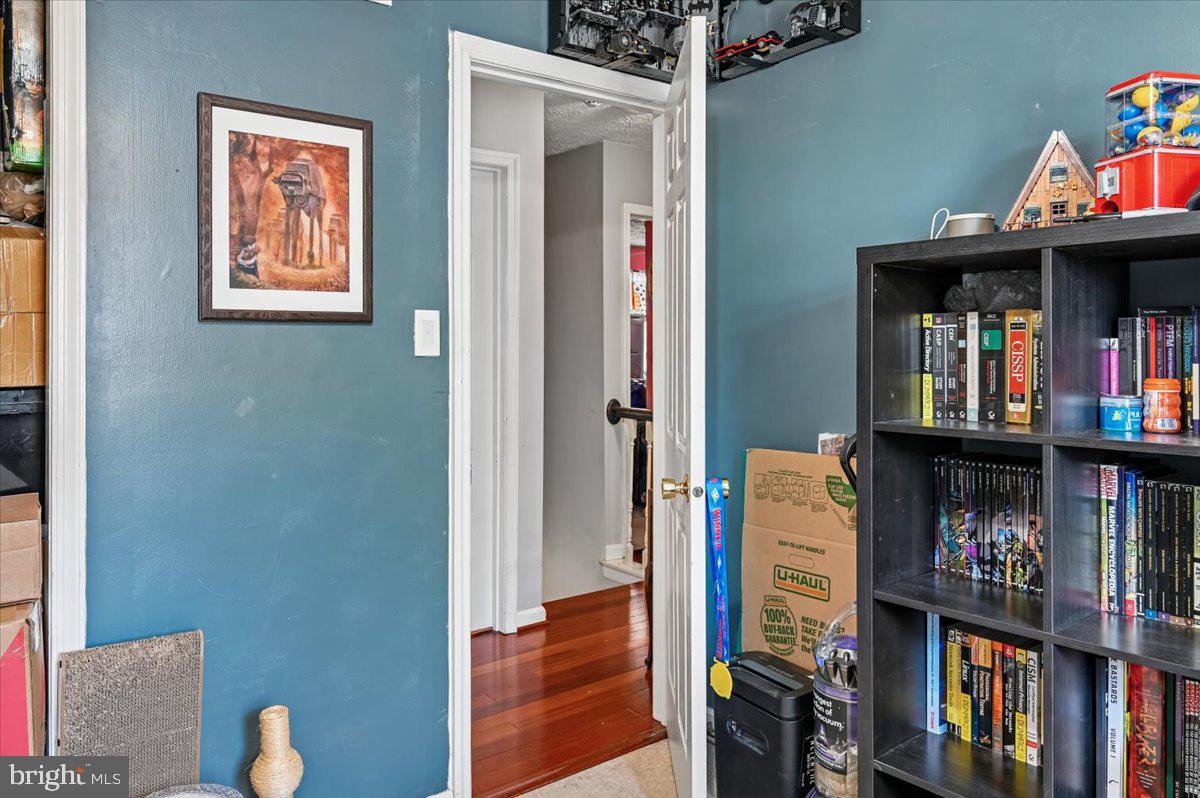 SEVERN VILLAGE - Residential