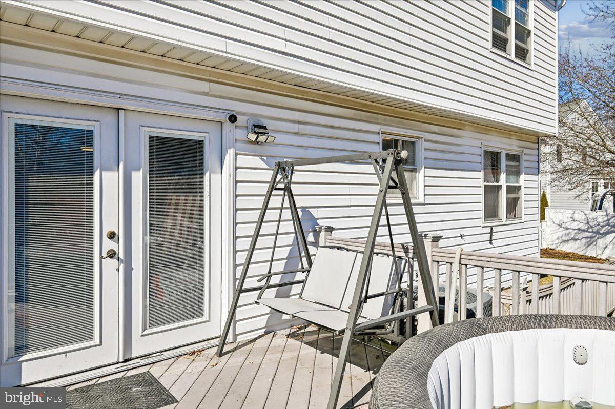 SEVERN VILLAGE - Residential