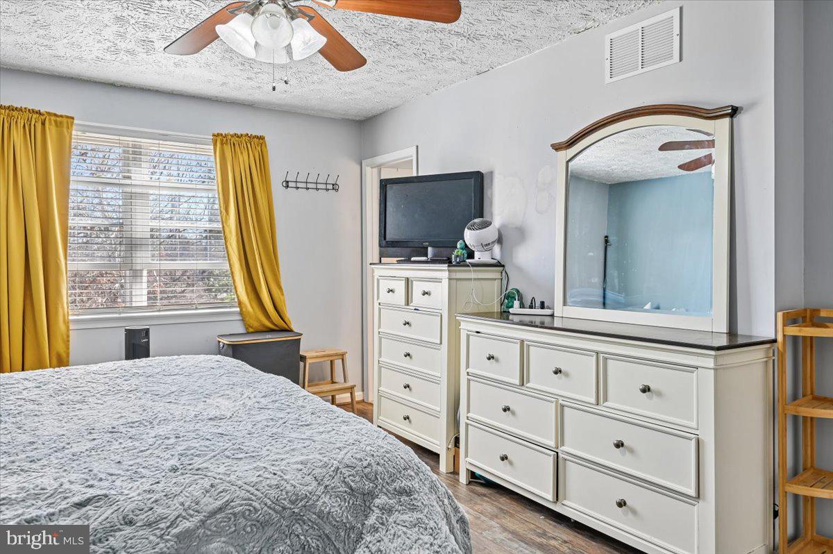 SEVERN VILLAGE - Residential