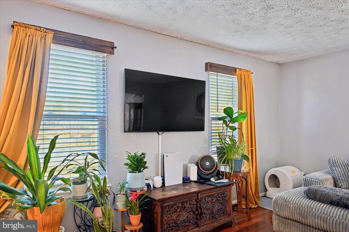 SEVERN VILLAGE - Residential