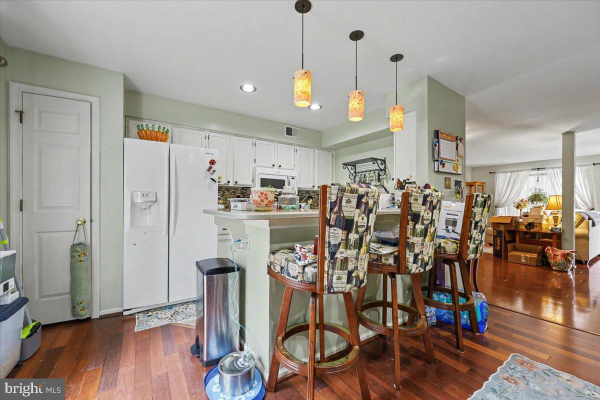1604 COVENTRY POINTE LANE