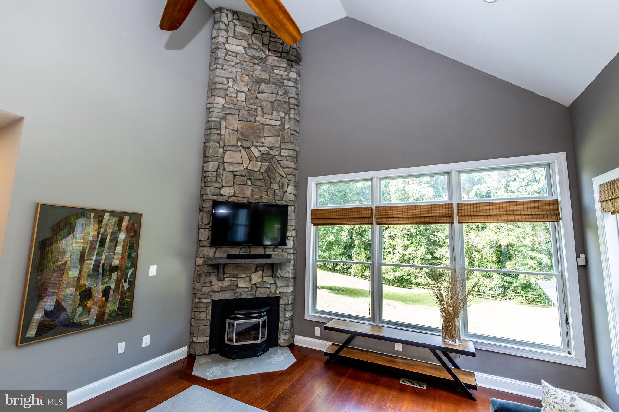 HARWOOD - Residential