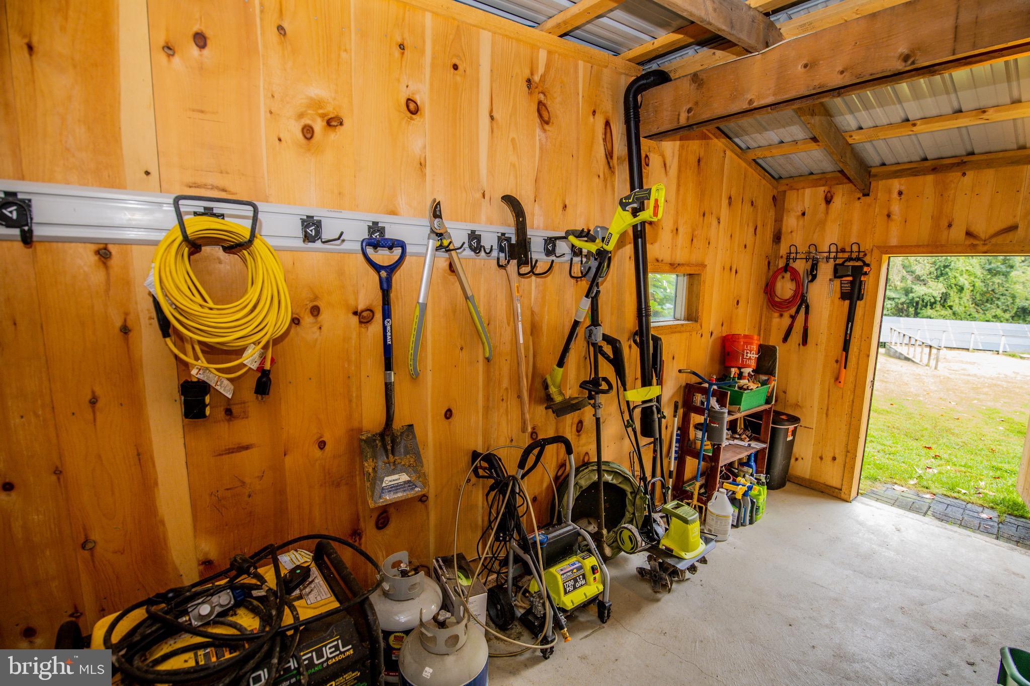 HARWOOD - Residential