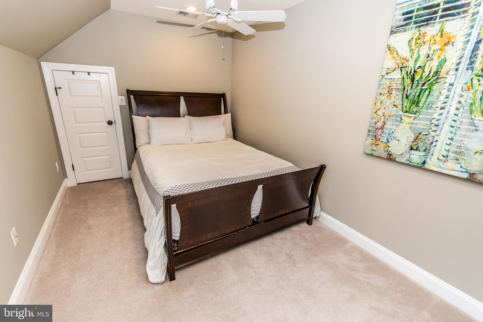 HARWOOD - Residential