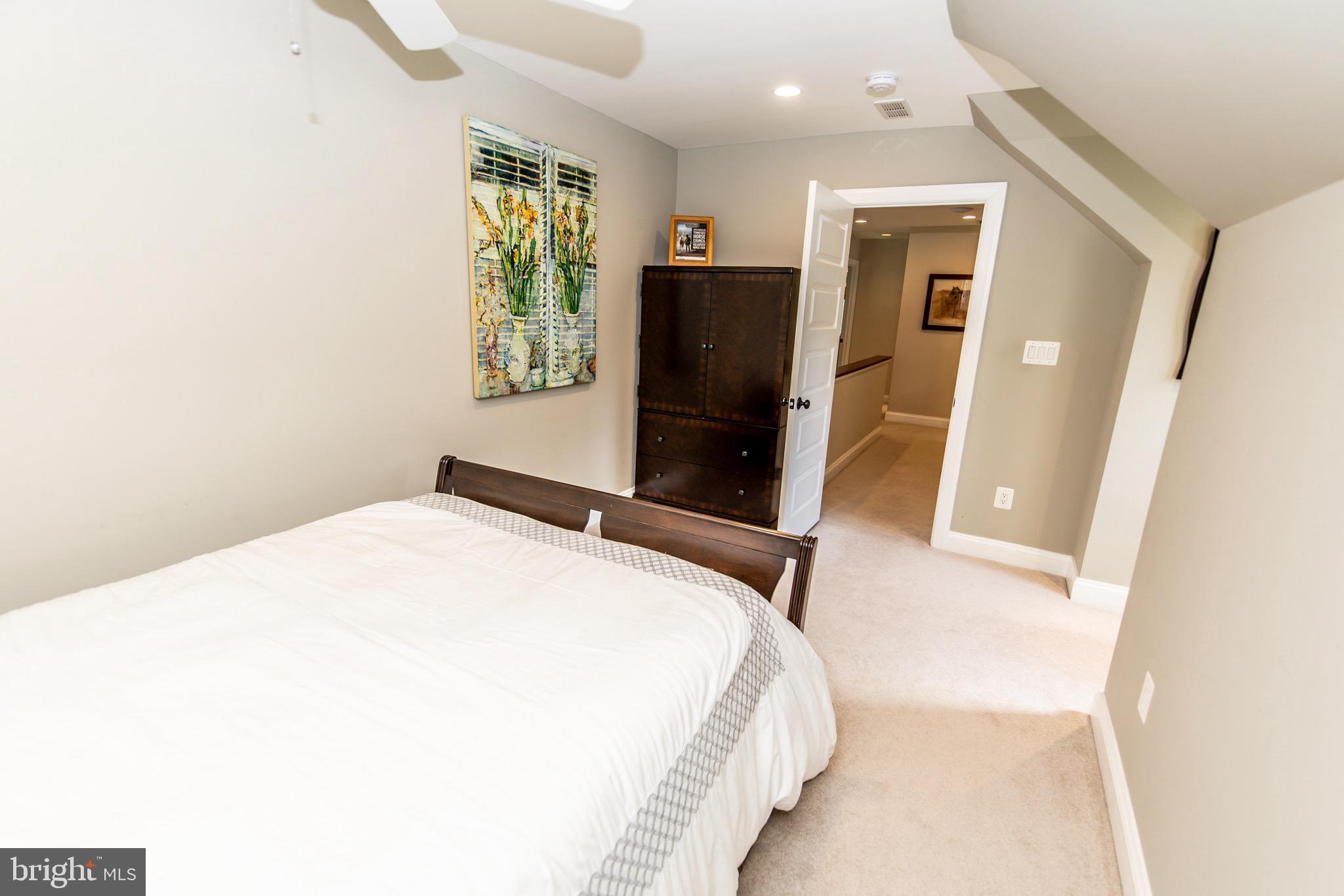 HARWOOD - Residential