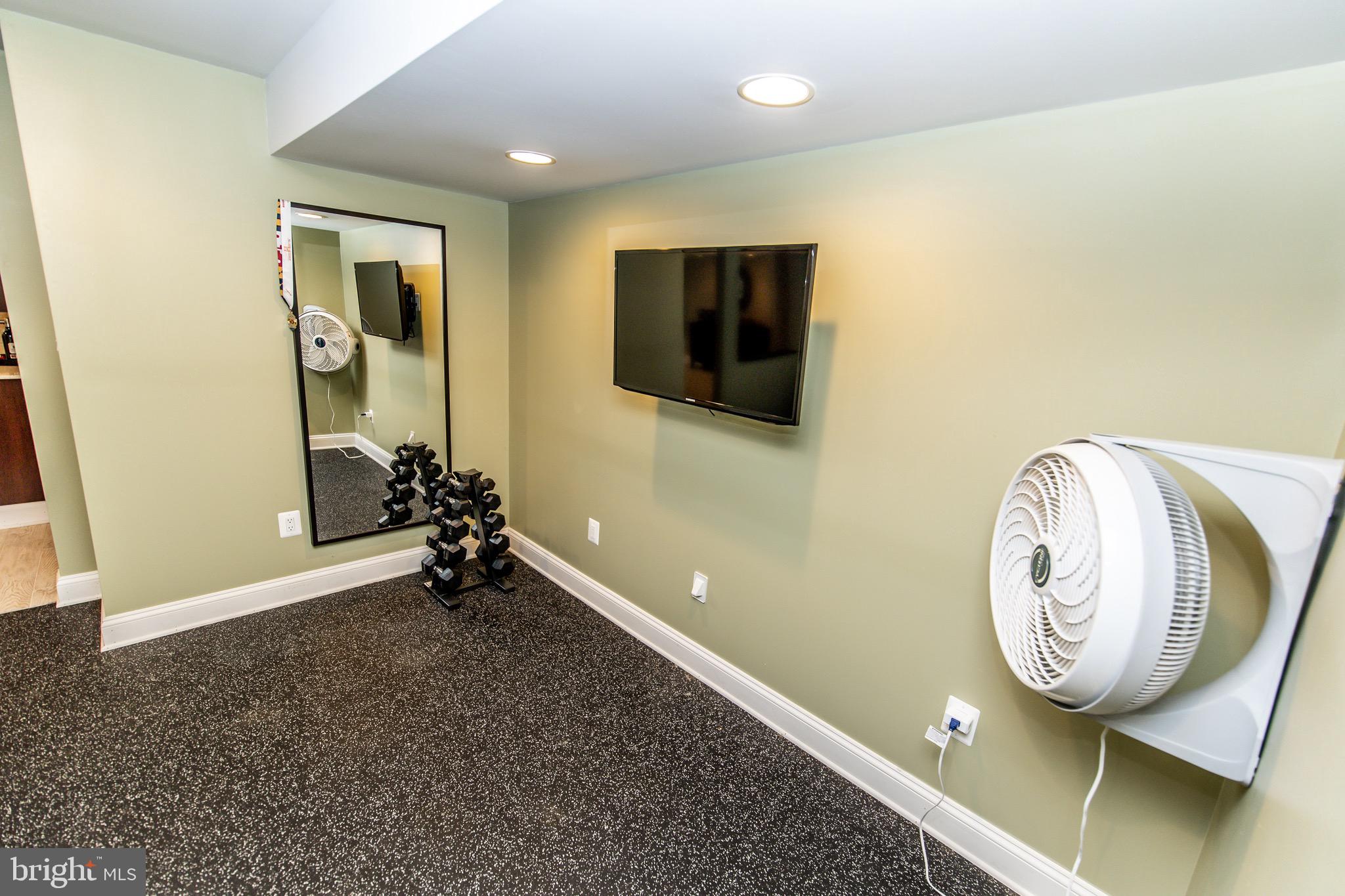 HARWOOD - Residential