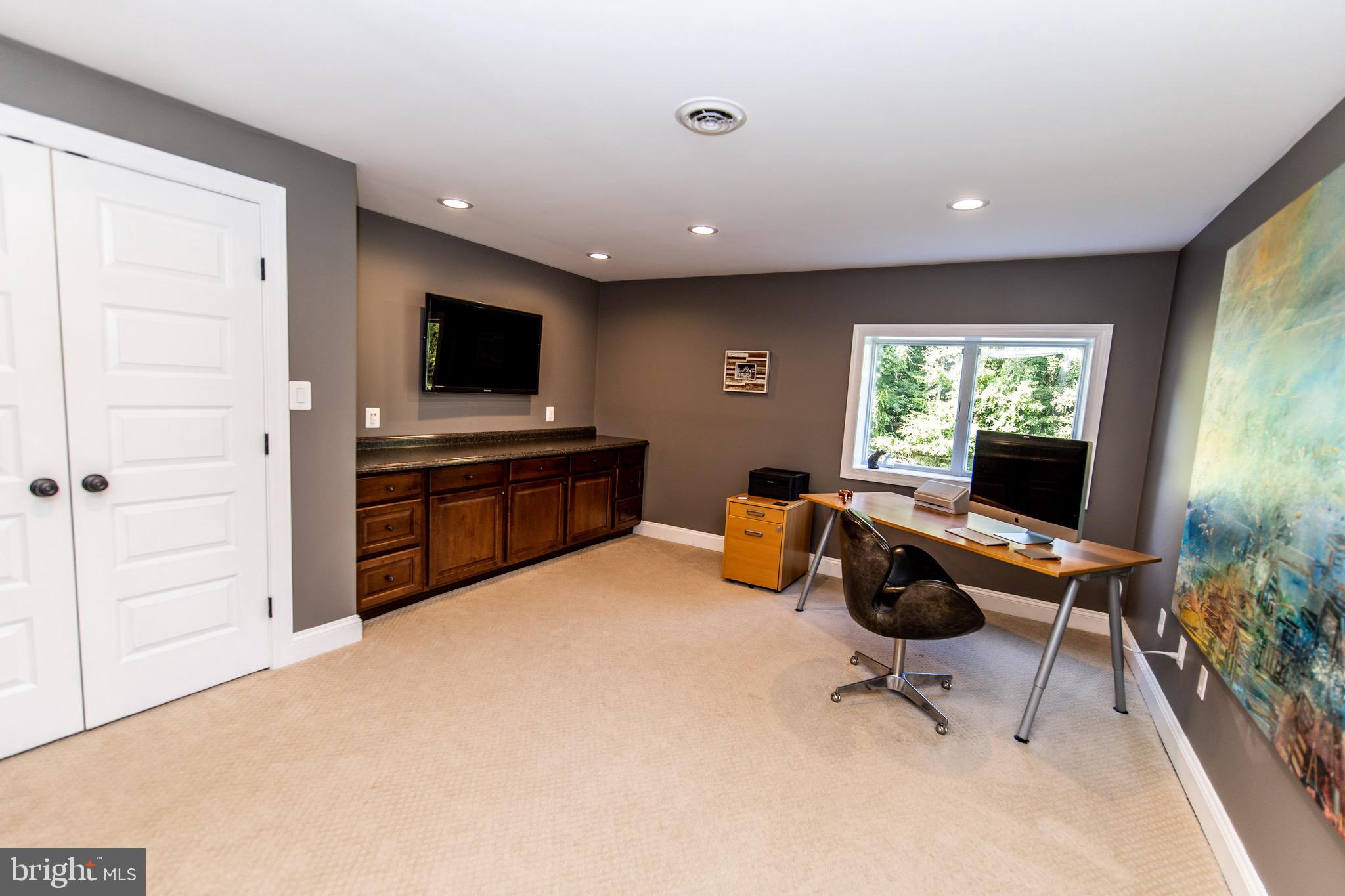 HARWOOD - Residential