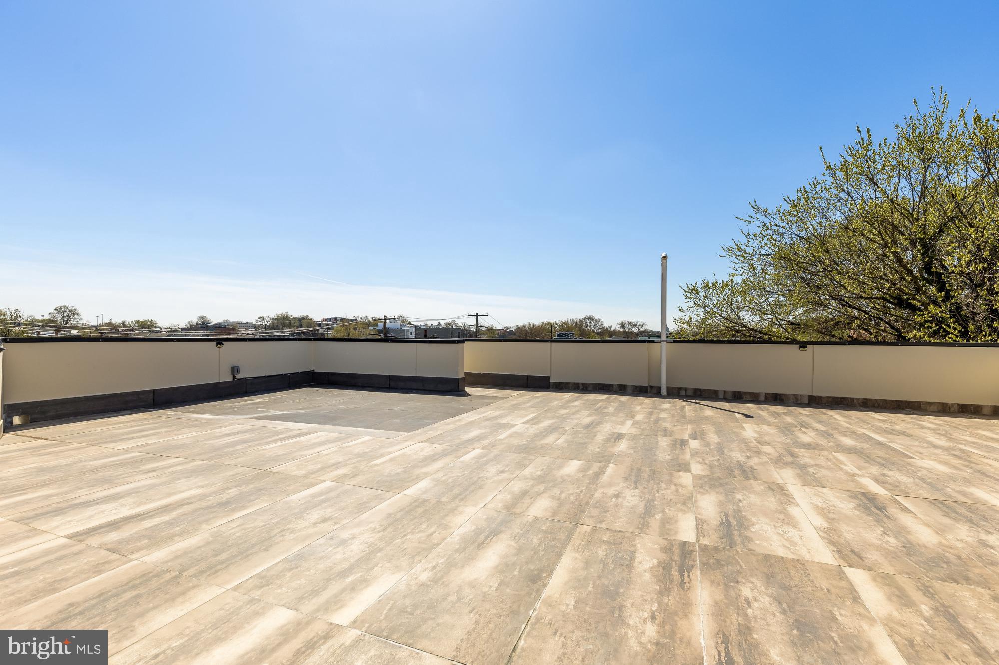 1850 CAPITOL AVENUE NE