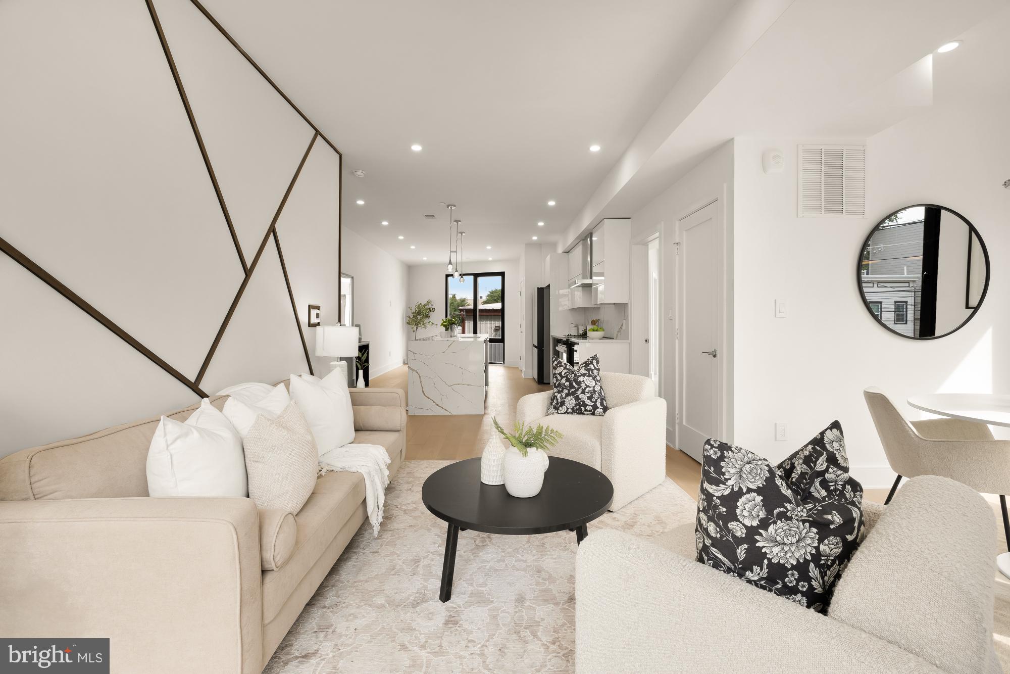 1850 CAPITOL AVENUE NE