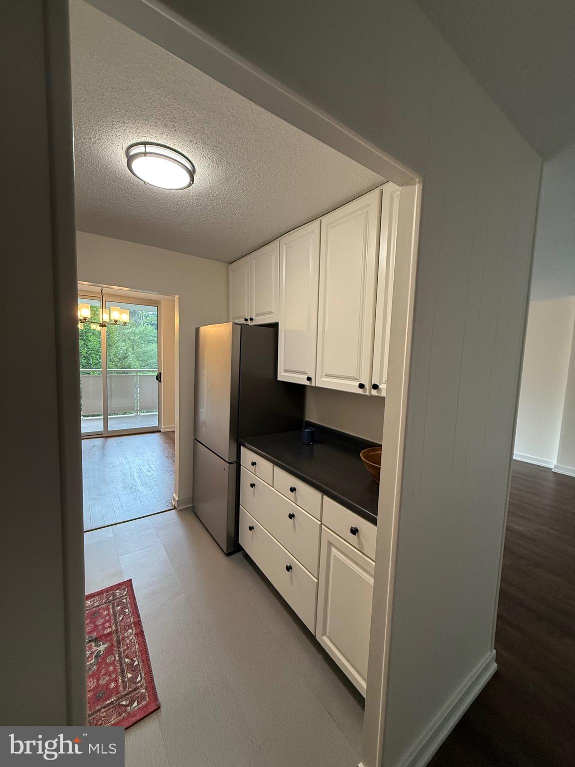 LAKESIDE TERRACE - Residential