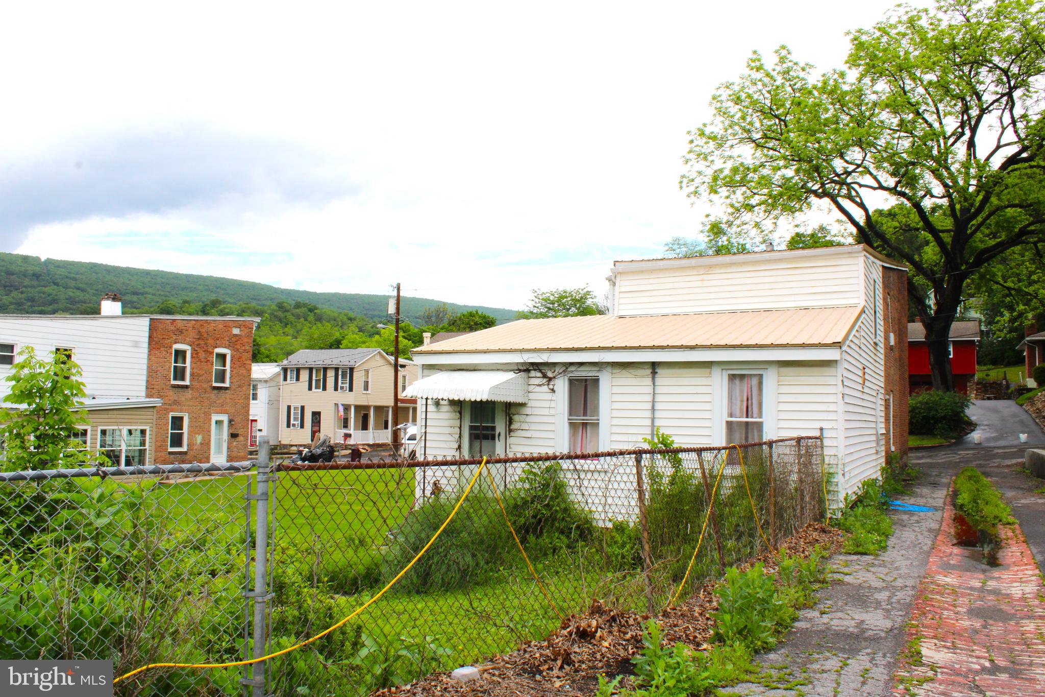 HOOKS - Residential