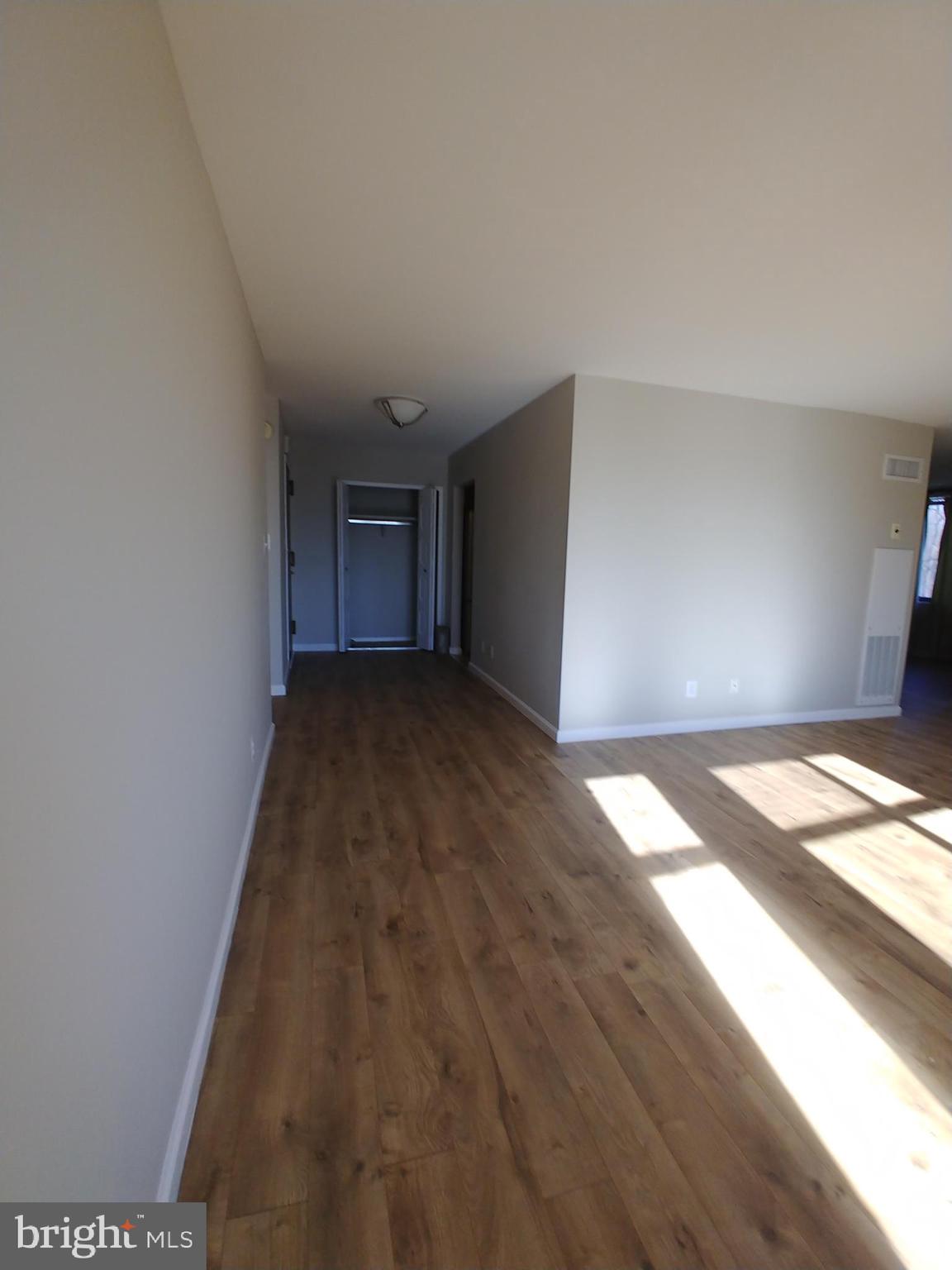 PROMENADE TOWERS - Residential Lease