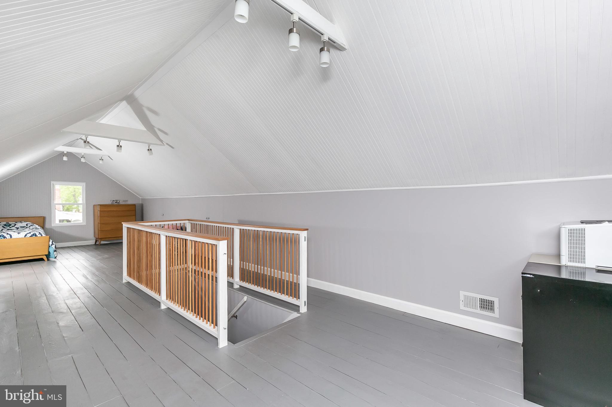 HAMILTON HEIGHTS - Residential