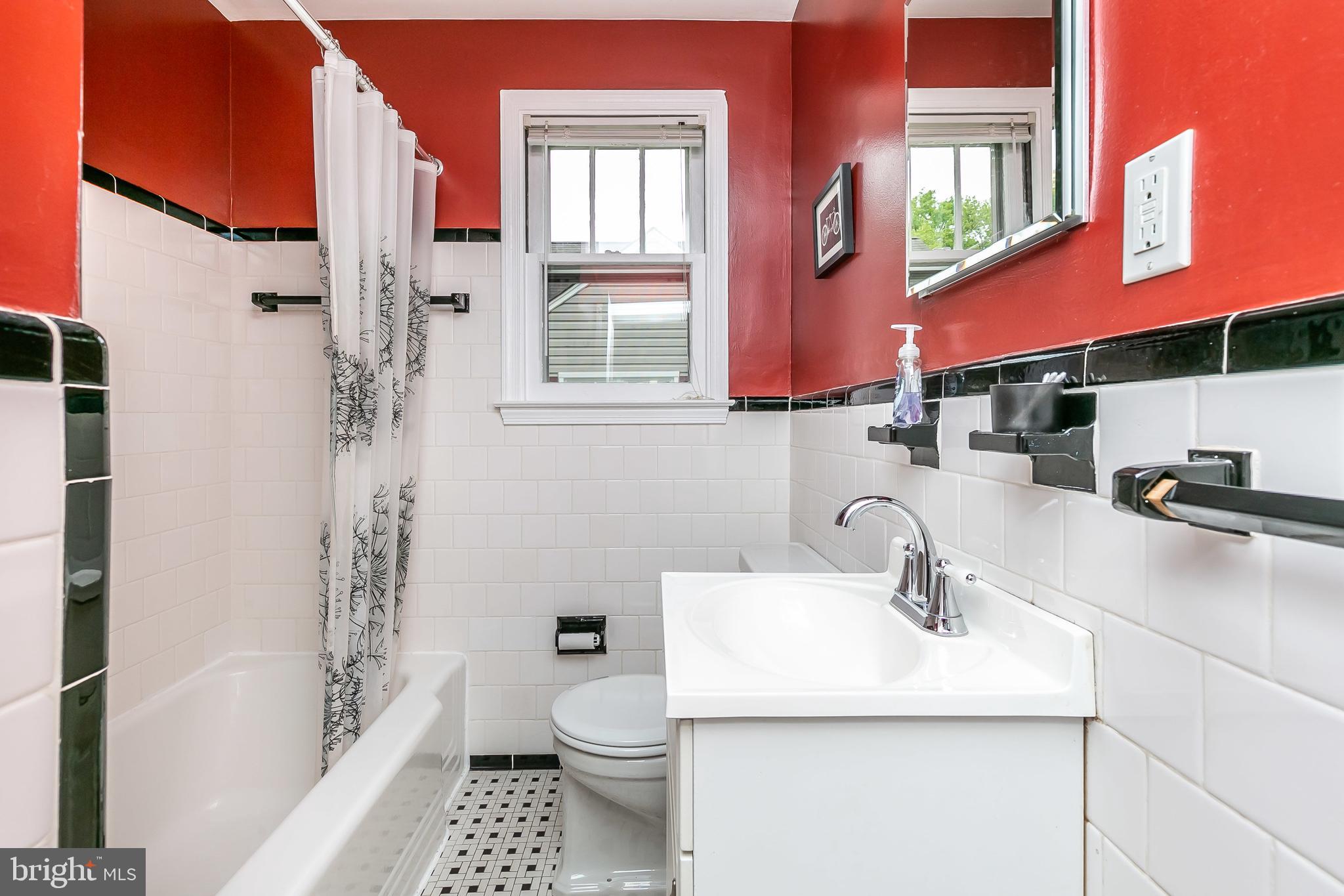 HAMILTON HEIGHTS - Residential