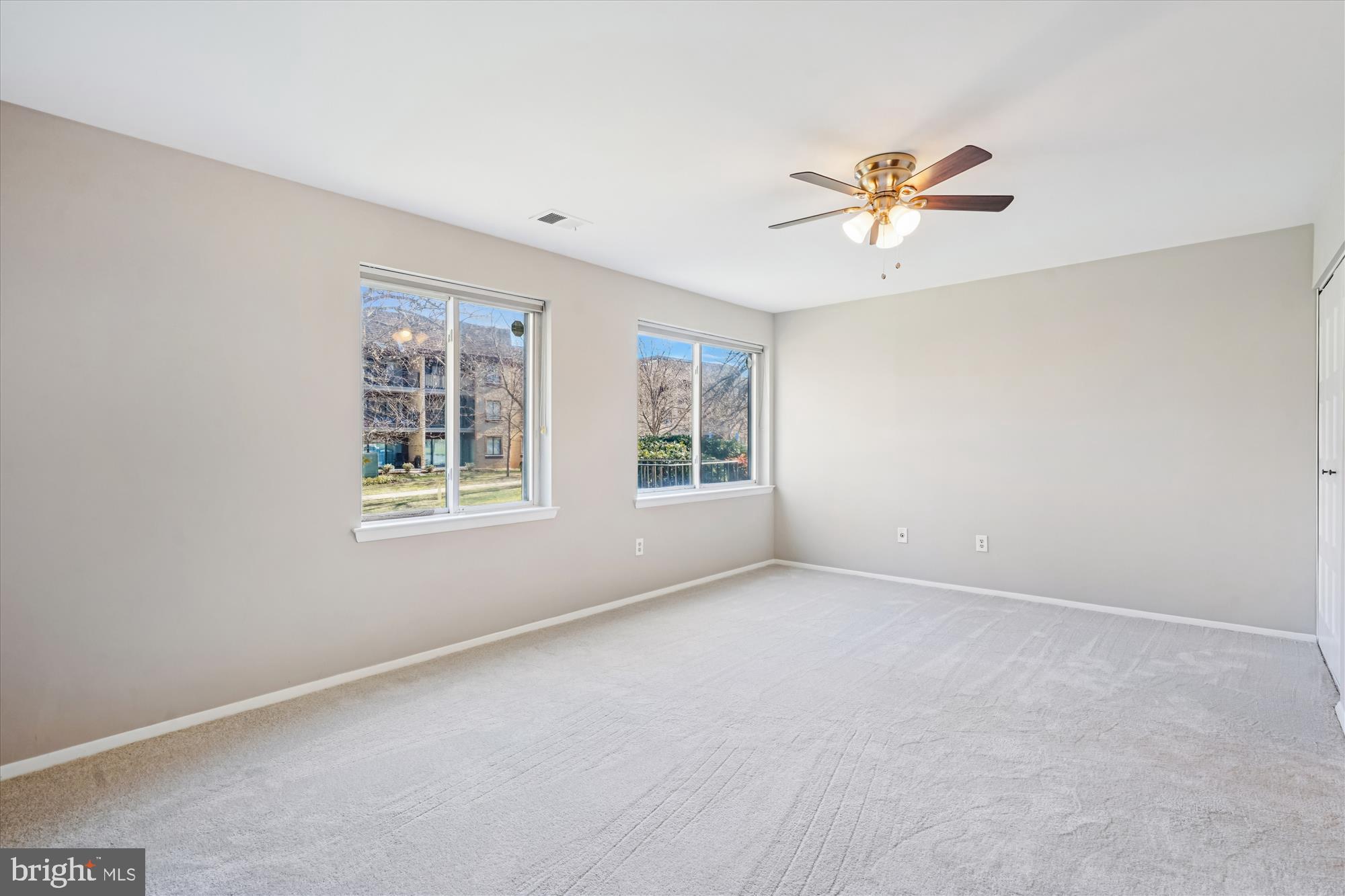 TREEBROOKE CONDOMINIUM - Residential