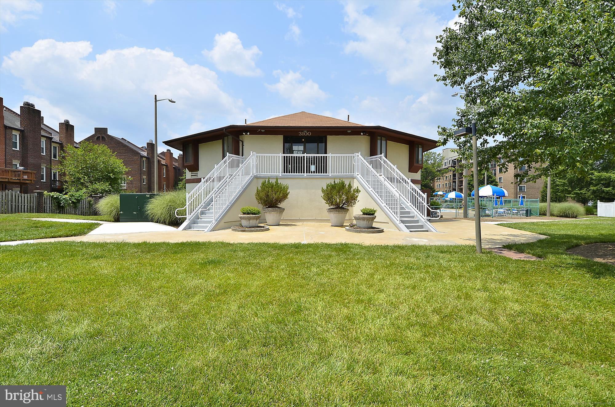 TREEBROOKE CONDOMINIUM - Residential