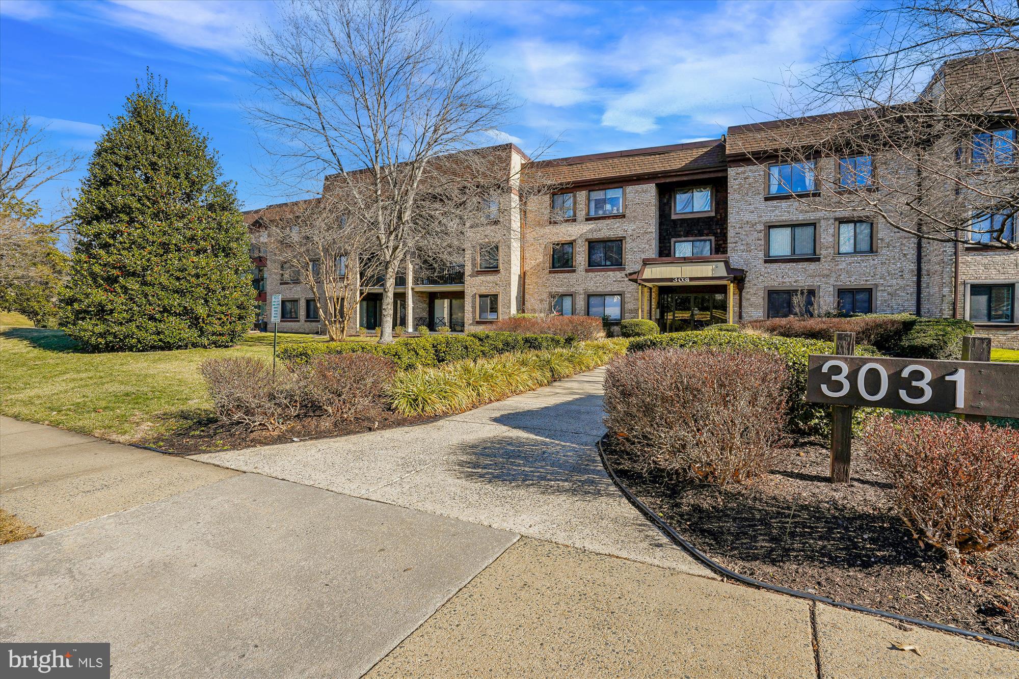 TREEBROOKE CONDOMINIUM - Residential