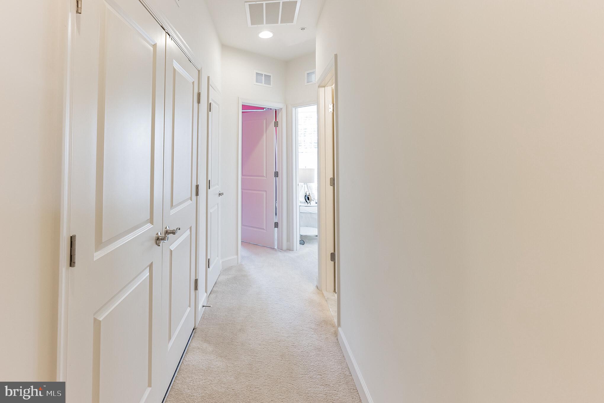 WOOD GLEN - Residential Lease