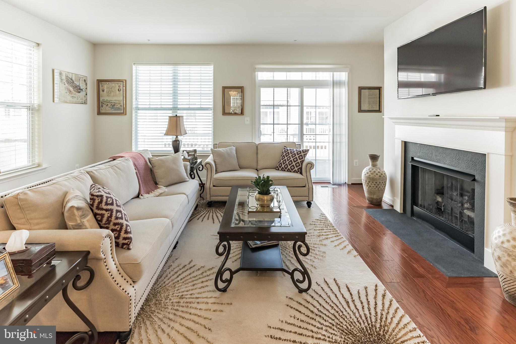 WOOD GLEN - Residential Lease