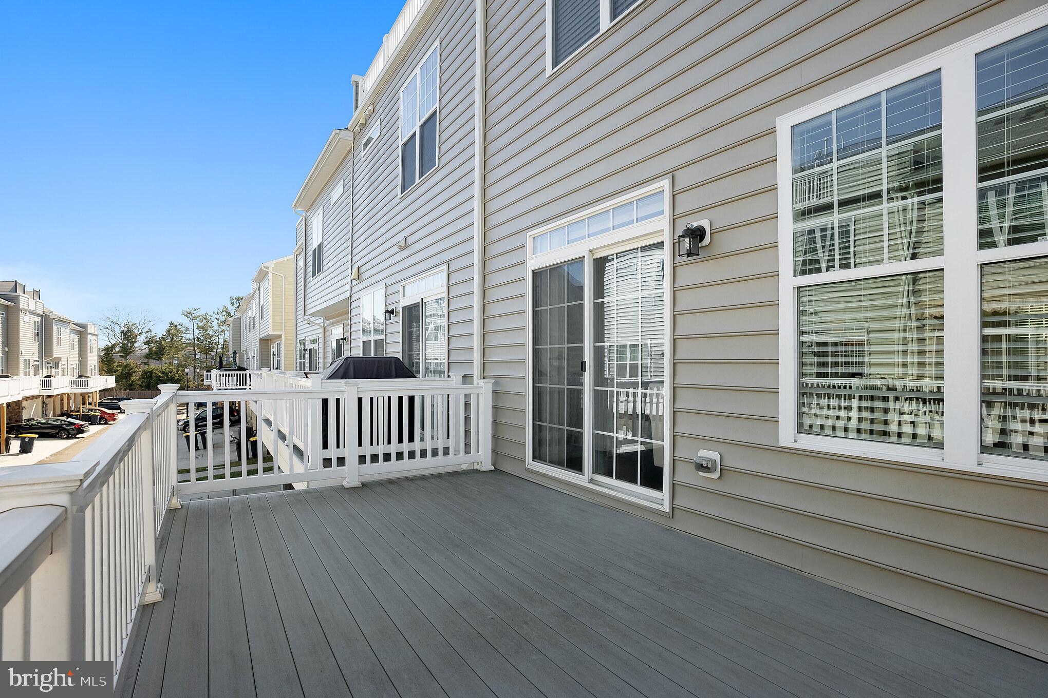 WOOD GLEN - Residential Lease