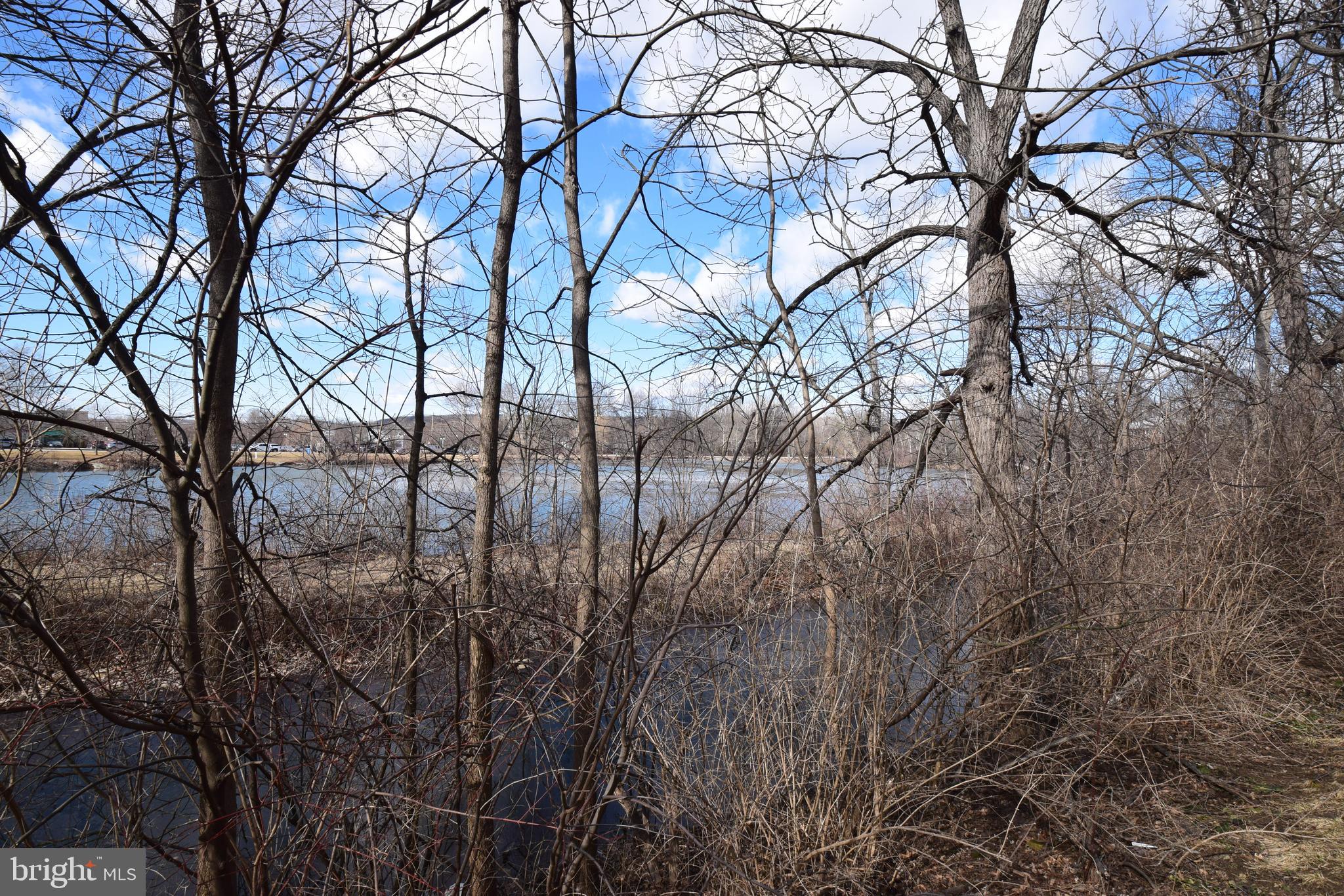 DOWNINGTOWN COMMON - Residential