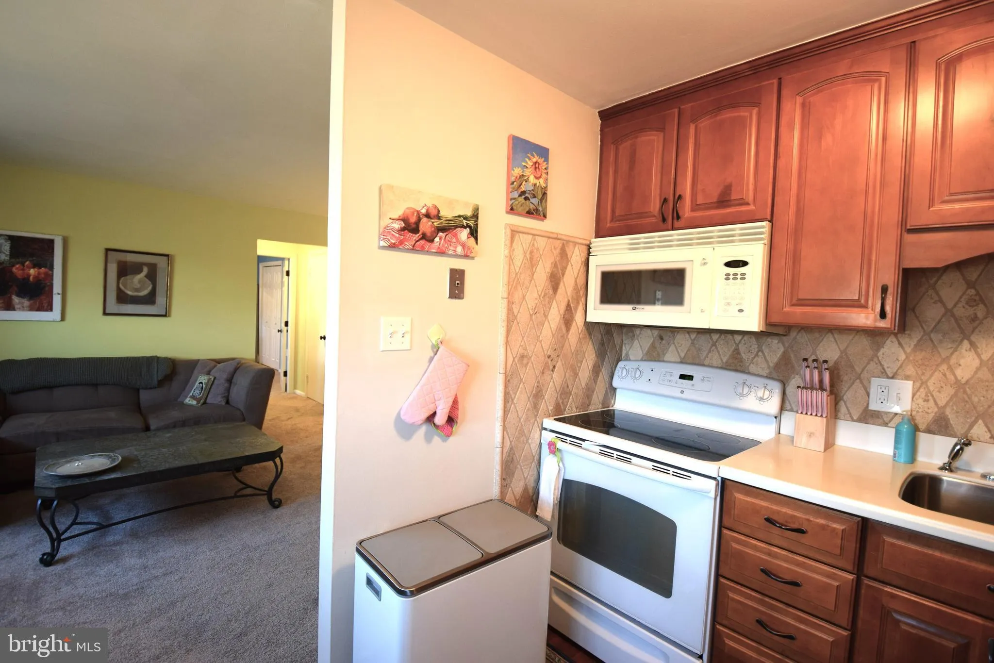 Downingtown, Pennsylvania 19335, United States, 1 Bedroom Bedrooms, ,1 BathroomBathrooms,Residential,Pending,2988