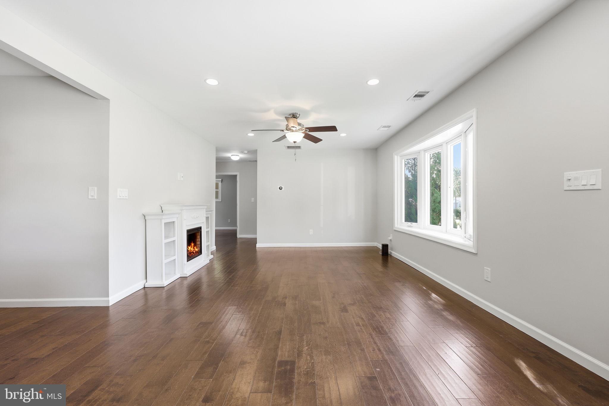 112 SPRAY AVENUE
