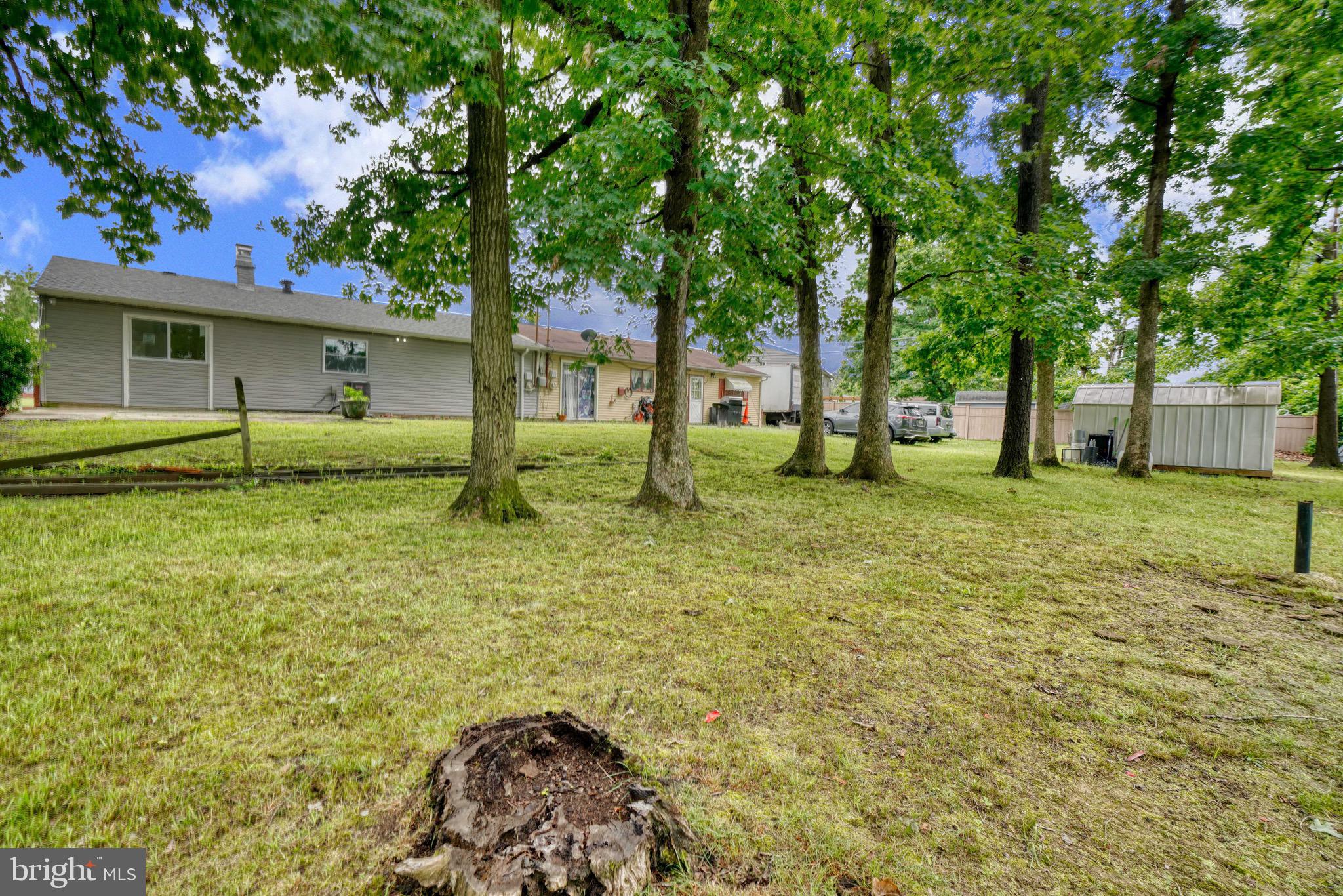 CHADWICK MANOR - Residential