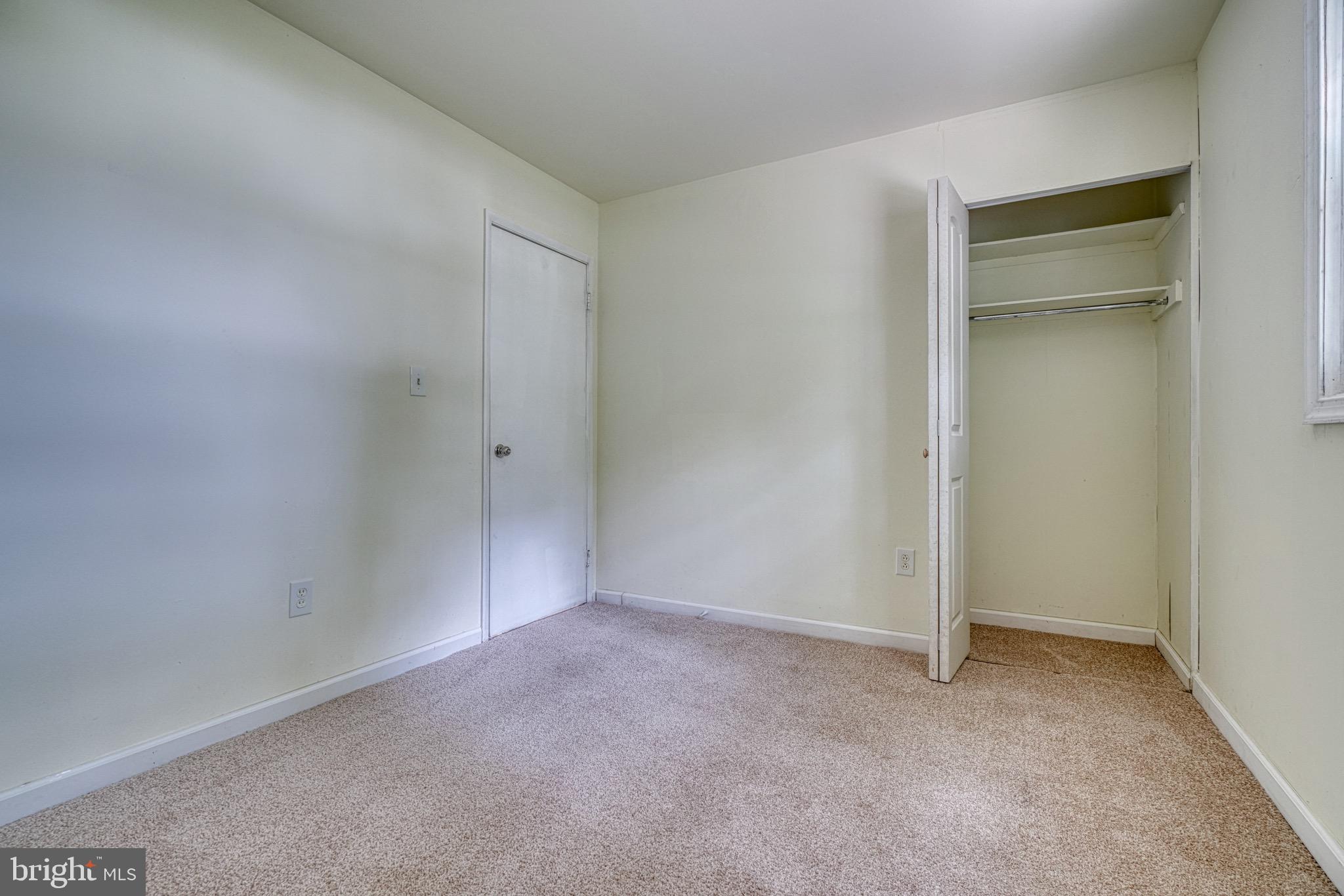 CHADWICK MANOR - Residential