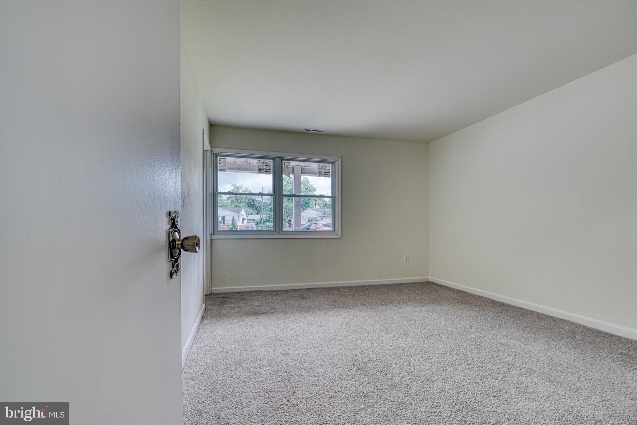 CHADWICK MANOR - Residential