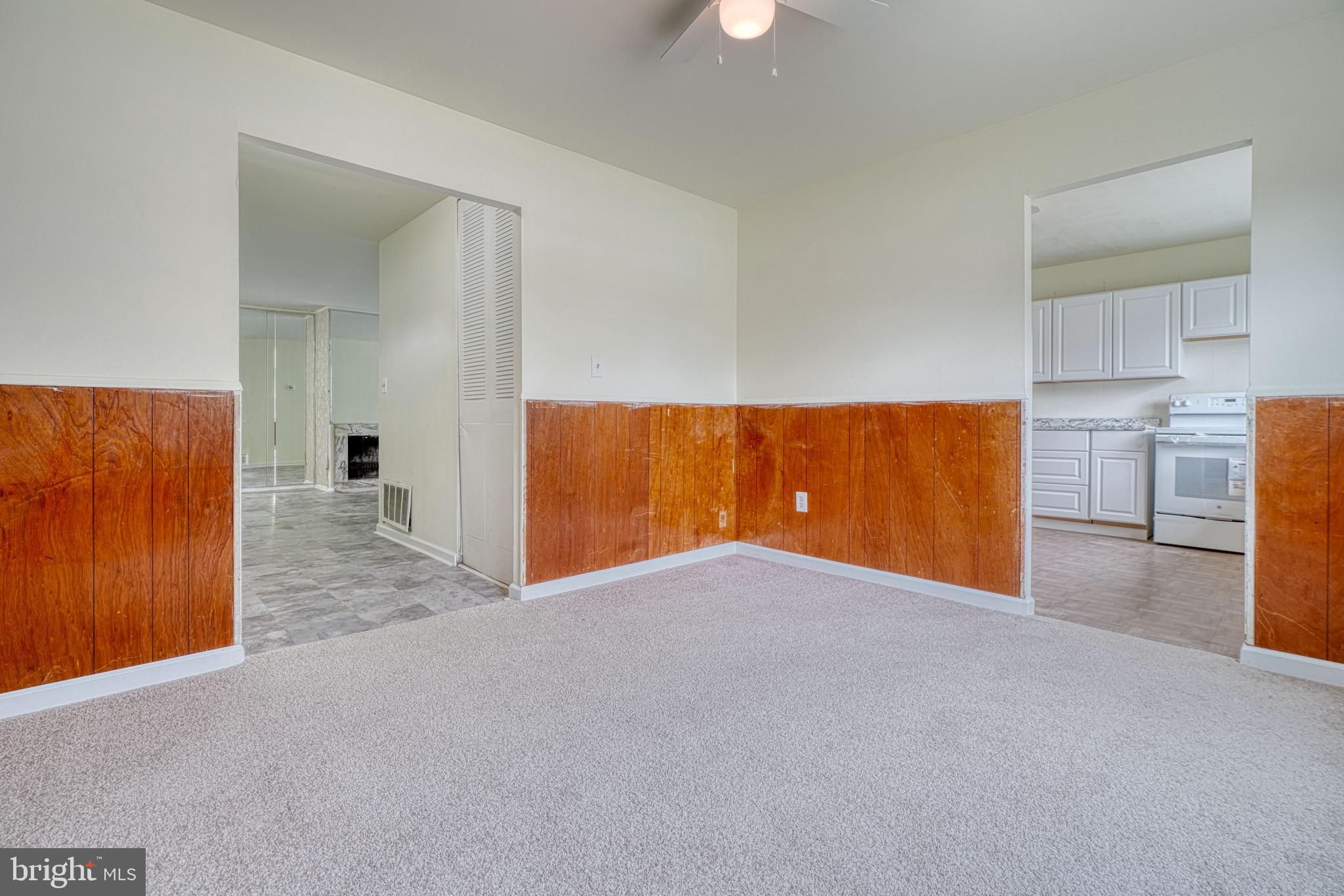 CHADWICK MANOR - Residential