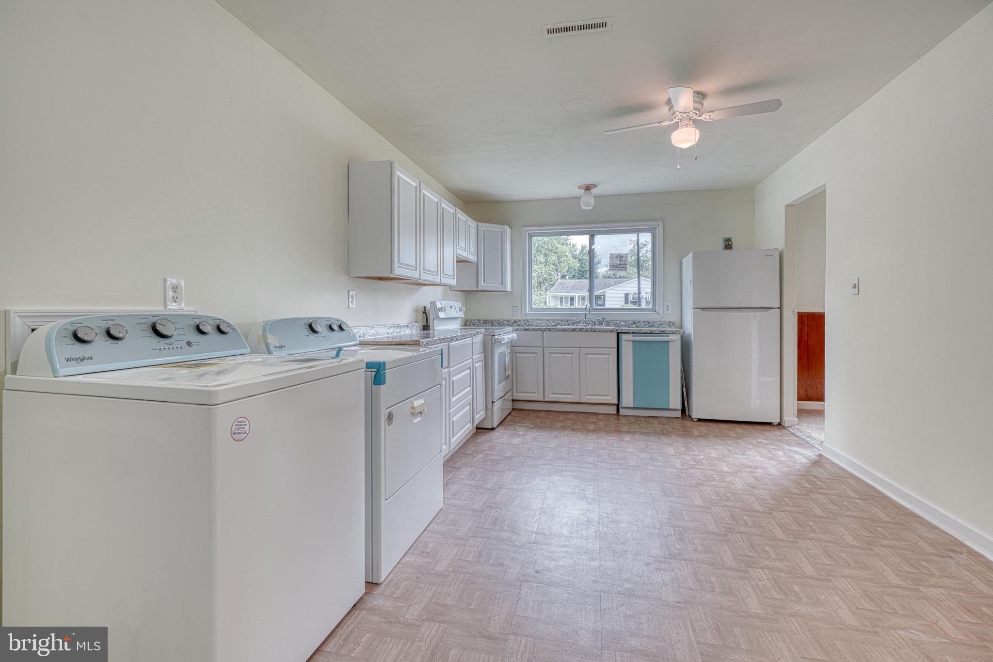 CHADWICK MANOR - Residential