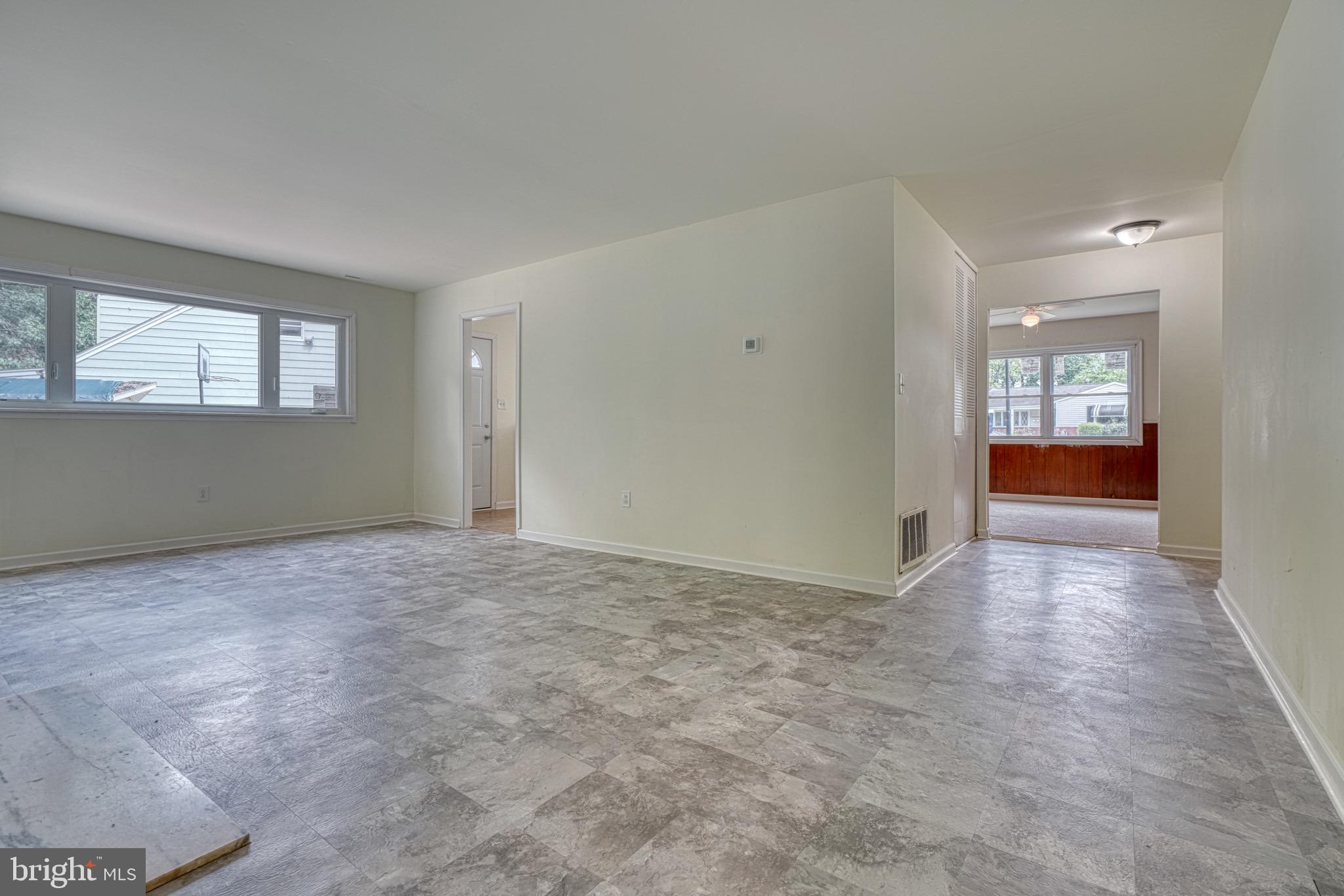 CHADWICK MANOR - Residential