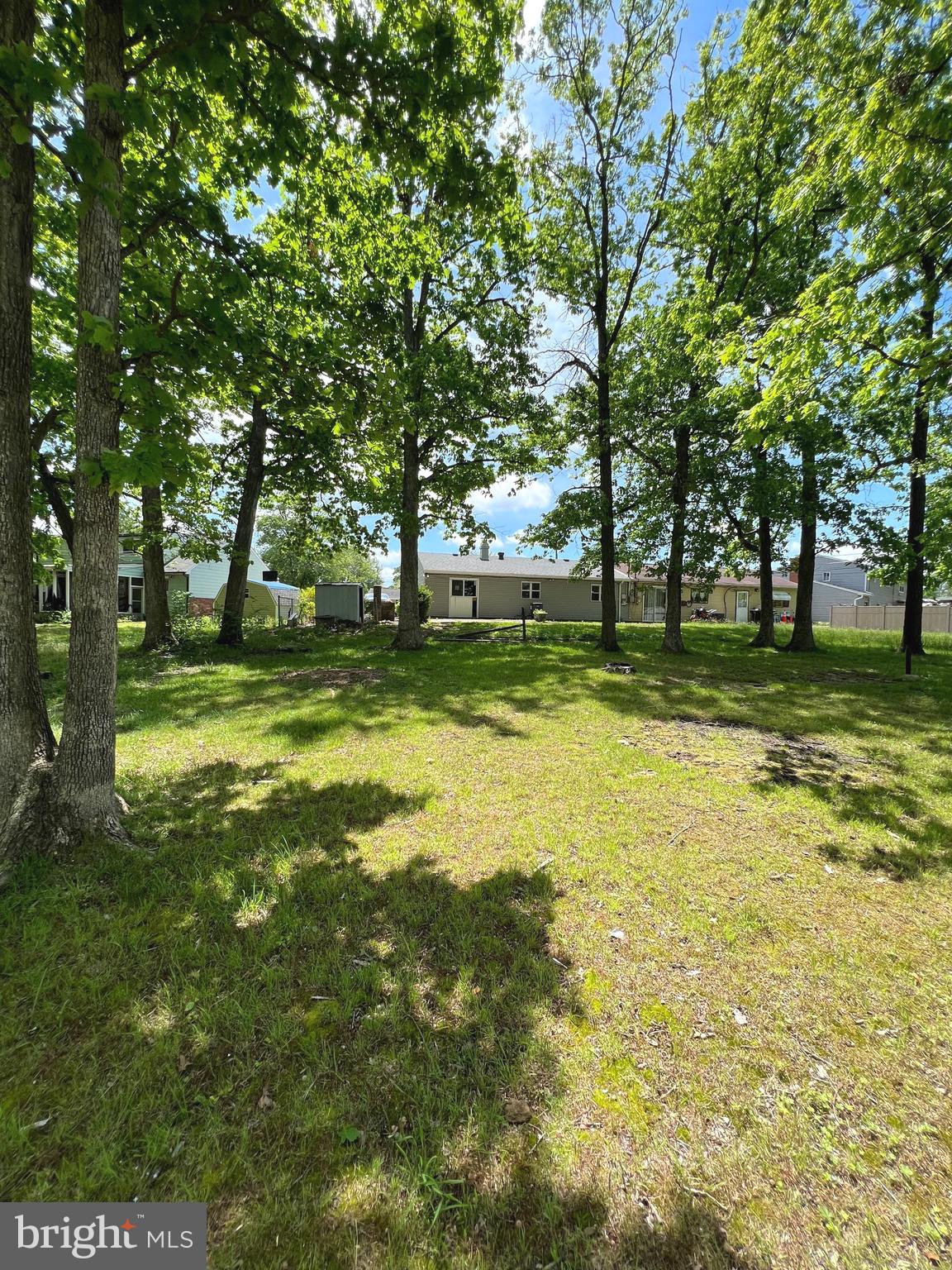 CHADWICK MANOR - Residential