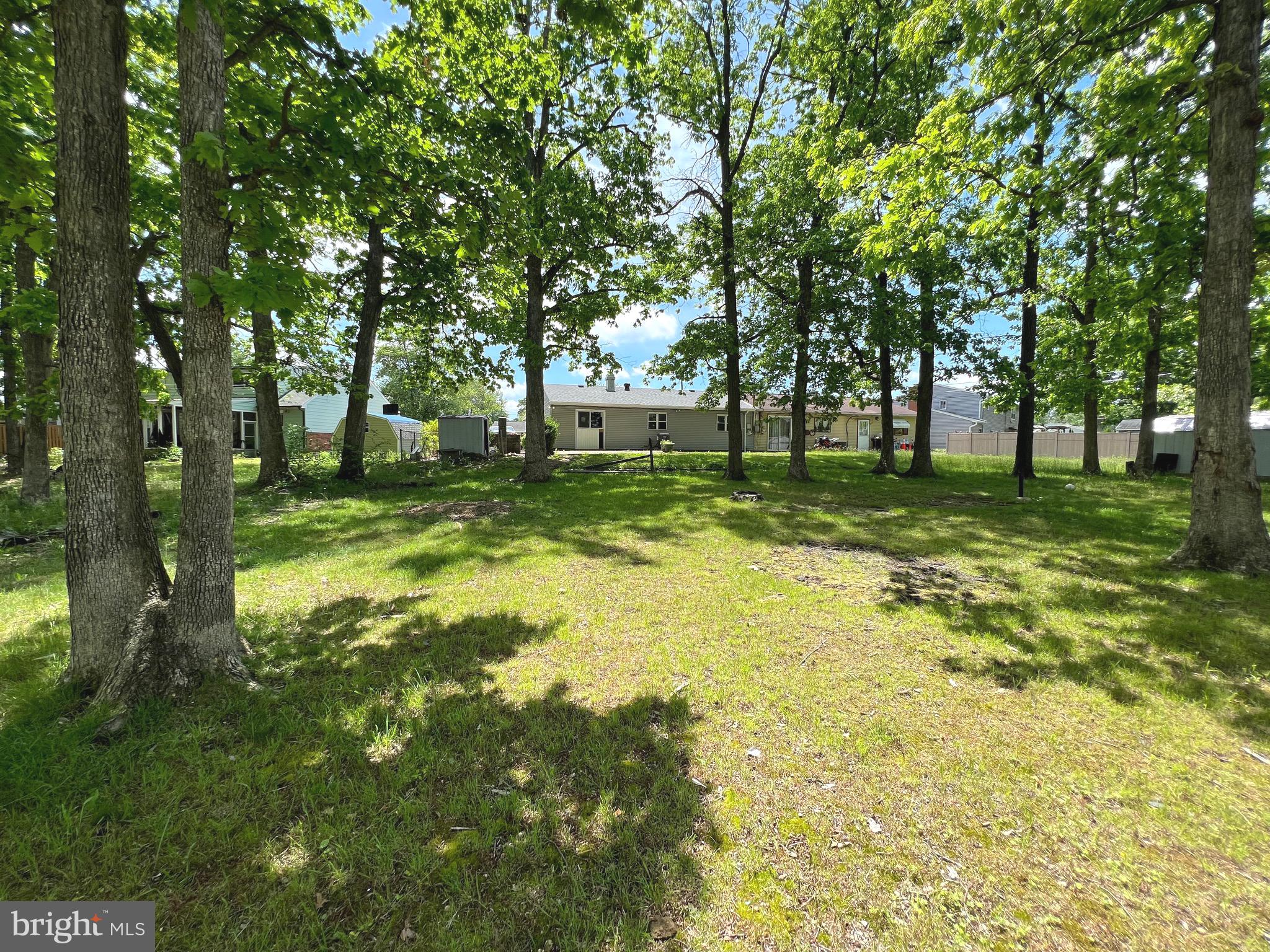 CHADWICK MANOR - Residential