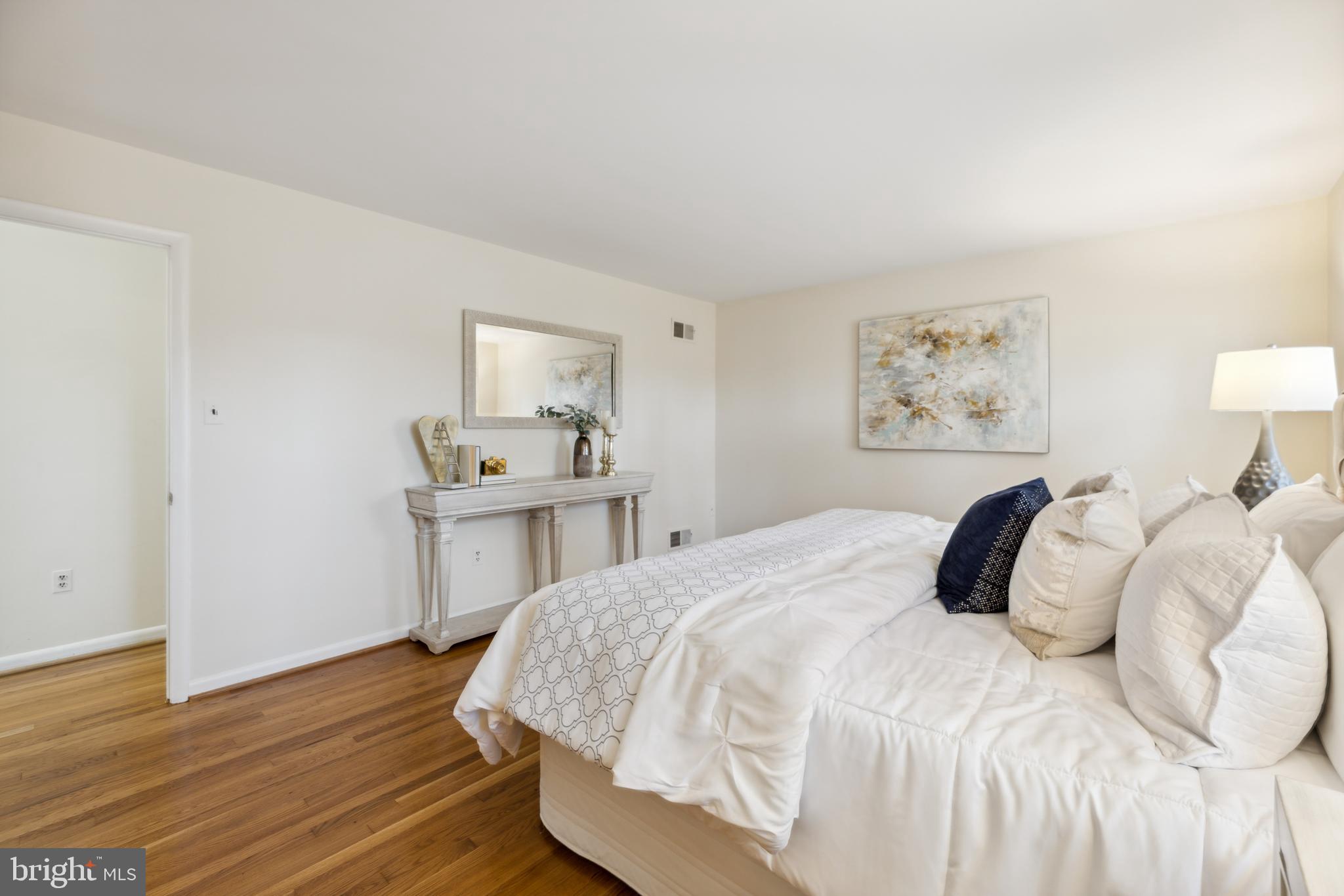 REGENCY ESTATES - Residential