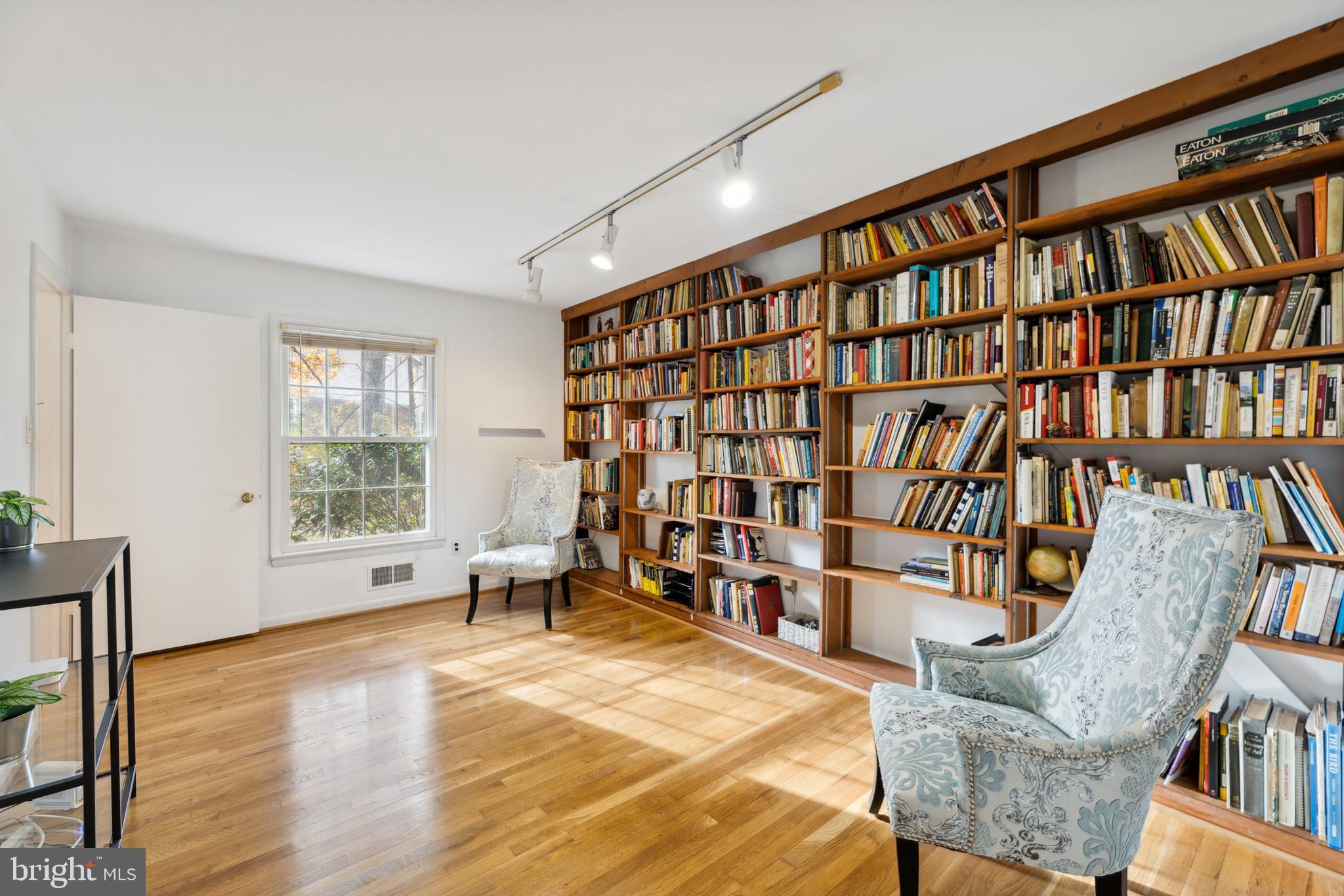 REGENCY ESTATES - Residential