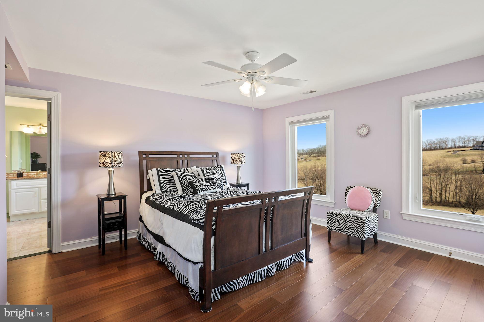 BEACON HILL - Residential