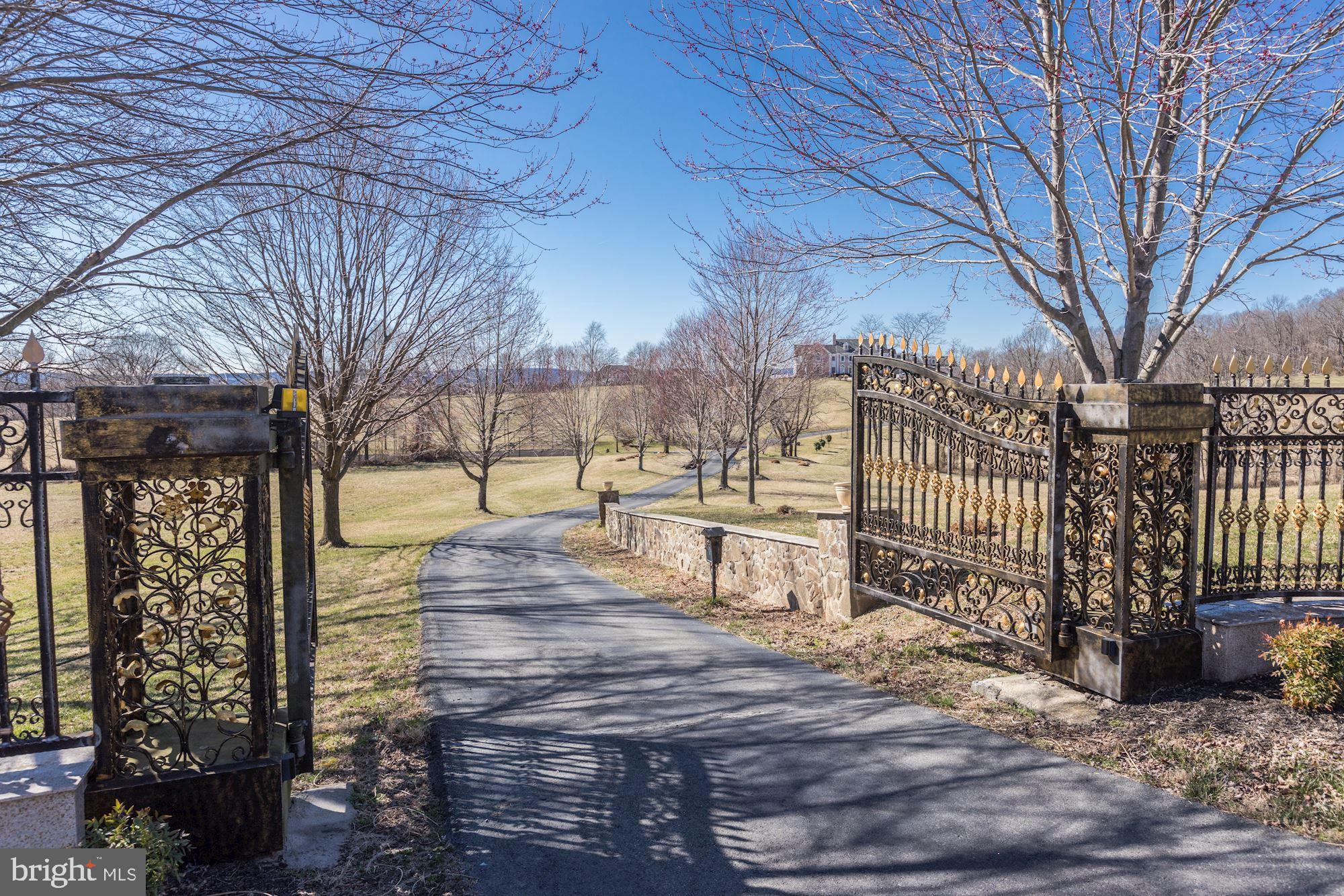 BEACON HILL - Residential