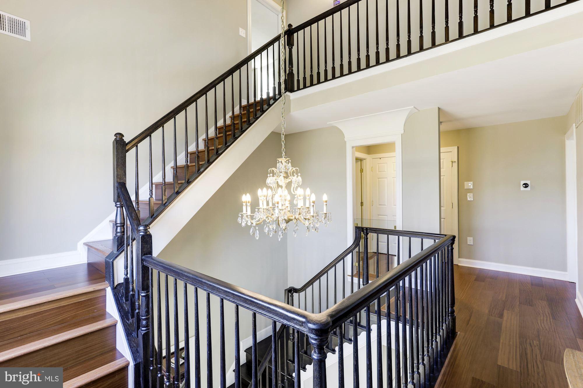 BEACON HILL - Residential