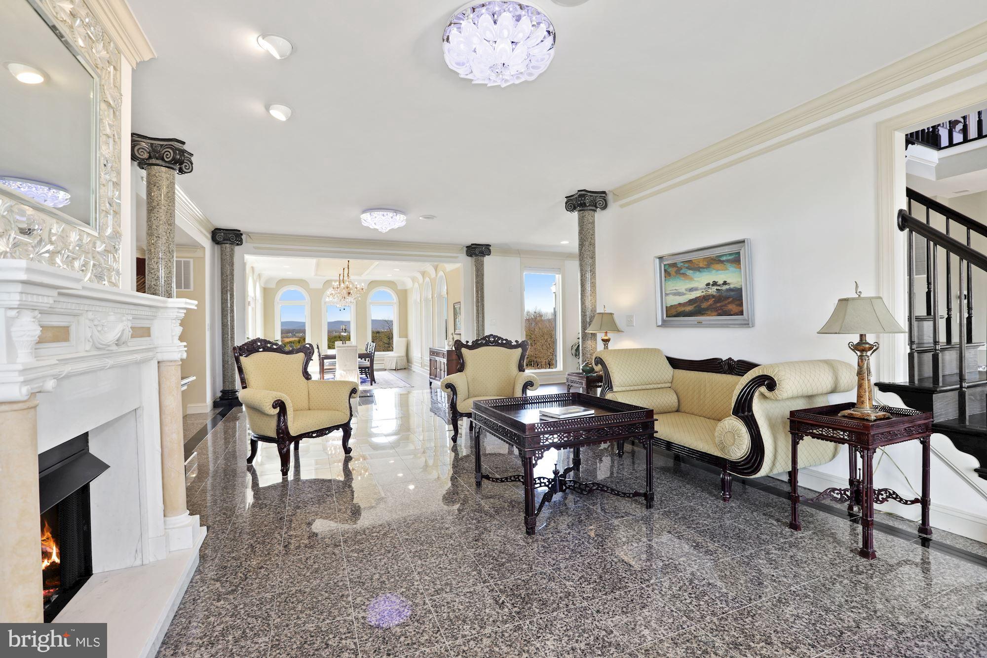 BEACON HILL - Residential