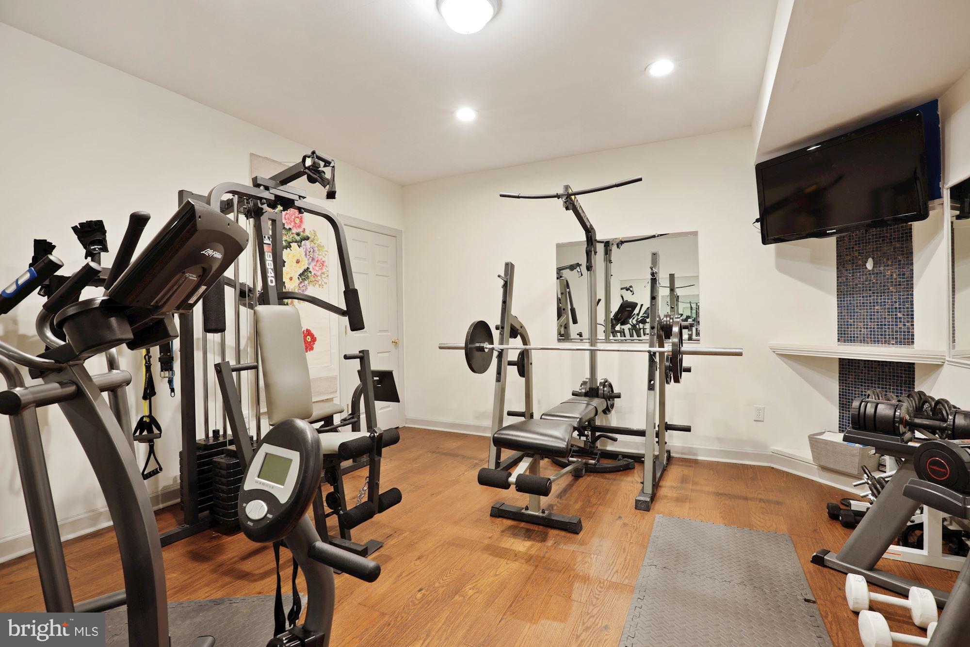 BEACON HILL - Residential