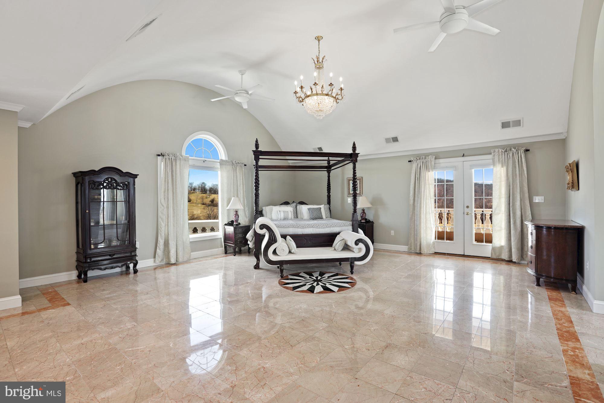 BEACON HILL - Residential